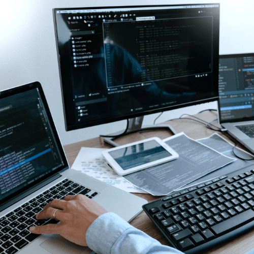 Laptop & Desktop on Rent in Delhi – Affordable IT Rentals